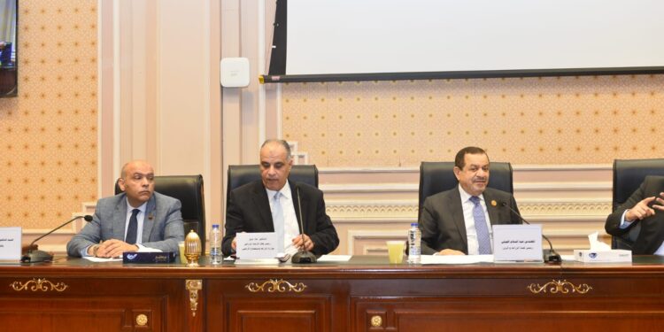 الزراعة: تشكيل لجنة لتعديل برنامج التحول لـ الرى الحديث 1 الرى الحديث