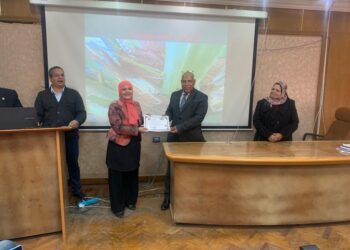 ورشة عمل بالمعمل المركزي للنخيل عن دور الذكاء الاصطناعي في مواجهة الآفات