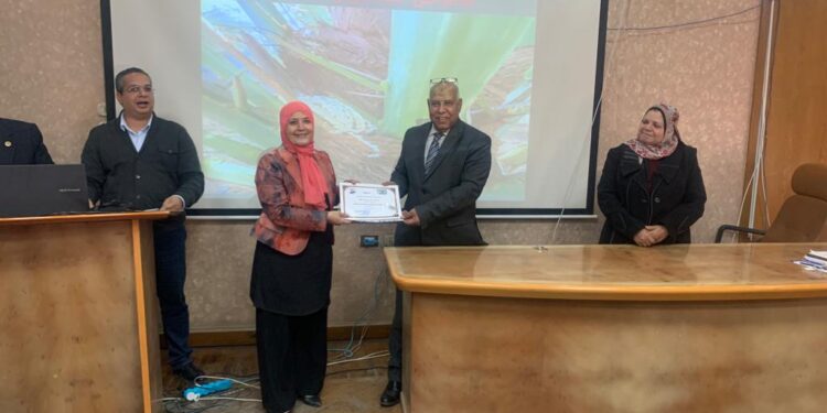 ورشة عمل بالمعمل المركزي للنخيل عن دور الذكاء الاصطناعي في مواجهة الآفات 1 ورشة عمل بالمعمل المركزي للنخيل عن دور الذكاء الاصطناعي في مواجهة الآفات