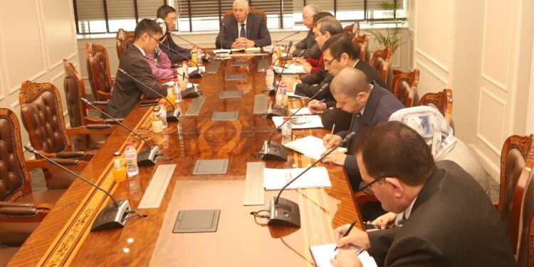 القصير يبحث مع وفد سنغافوري التعاون في استنباط أصناف الأرز والاستزراع السمكي 1 القصير يبحث مع وفد سنغافوري التعاون في استنباط أصناف الأرز والاستزراع السمكي