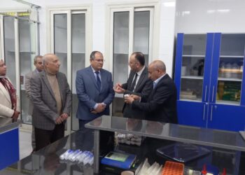 رئيس “البحوث الزراعية” يتفقد أعمال تطوير معامل وقاعات  “وقاية النباتات”