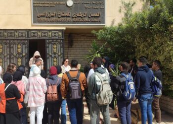 “المناخ الزراعي” يدرب طلاب الجامعات على الأرصاد الجوية الزراعية وأهمية الزراعة بدون تربة