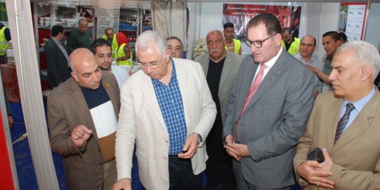 معرض خير مزارعنا لأهالينا