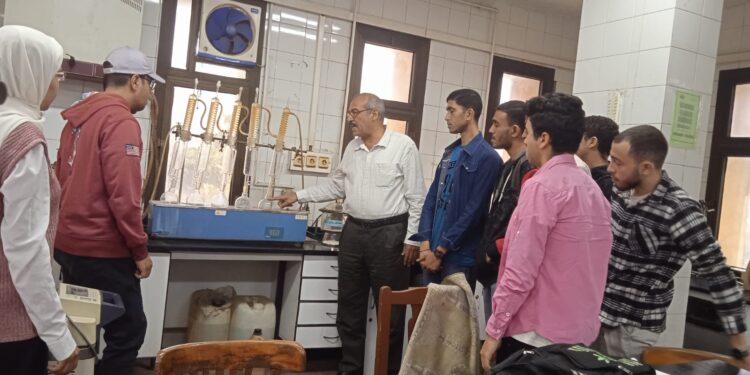 تكنولوجيا الأغذية يستقبل عددا من طلاب كلية الزراعة جامعة القاهرة 1 تكنولوجيا الأغذية يستقبل عددا من طلاب كلية الزراعة جامعة القاهرة