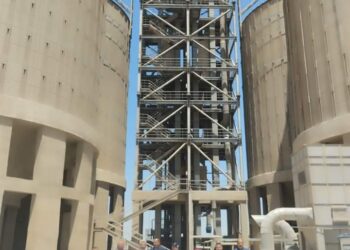 زراعة سوهاج تتابع استعدادات الصوامع