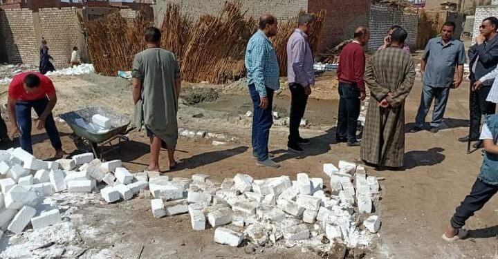 زراعة أسيوط تزيل حالة تعدي بمركز منفلوط 1 إزالة فورية للتعديات بمركز منفلوط