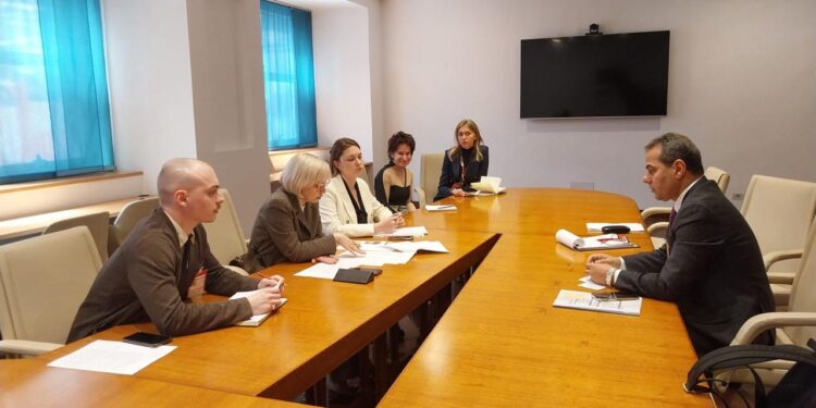 الحجر الزراعى ينجح في تسهيل إبحار شاحنة محملة بـ 63 ألف طن قمح عالقة بالموانئ الروسية 1 الحجر الزراعى أثناء إنها مفاوضات تسهيل إبحار الشاحنة