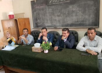 وكيل زراعة أسيوط يلتقي العاملين بإدارة ديروط