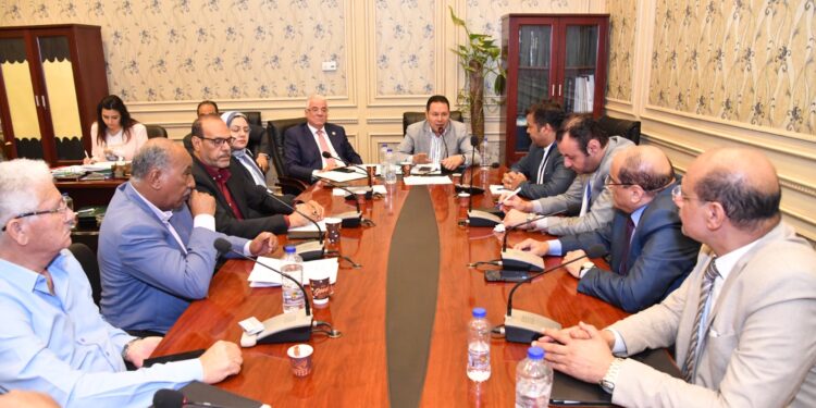 رئيس مكافحة الآفات يكشف استعدادات الوزارة لمكافحة دودة الحشد