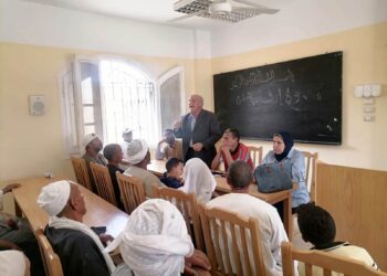 ندوة إرشادية عن دودة الحشد الخريفية بزراعة البحيرة