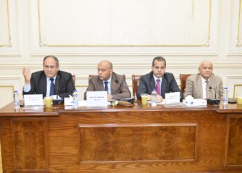 زراعة الشيوخ تناقش دعم البحوث الزراعية.. وعبد العظيم: نستهدف إشراك القطاع الخاص