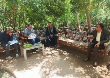 وكيل زراعة أسيوط يتابع مشروعات الإيفاد