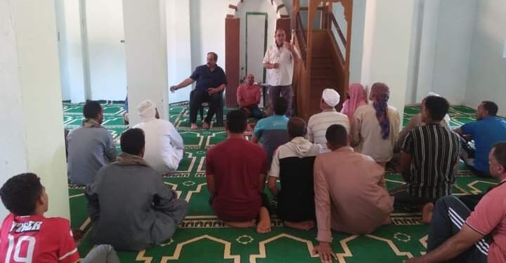 زراعة الوادي الجديد تعقد ندوة حقلية لمزارعي النخيل بالخارجة 2 1 ندوة إرشادية عن سوسة النخيل بمديرية زراعة الوادي الجديد