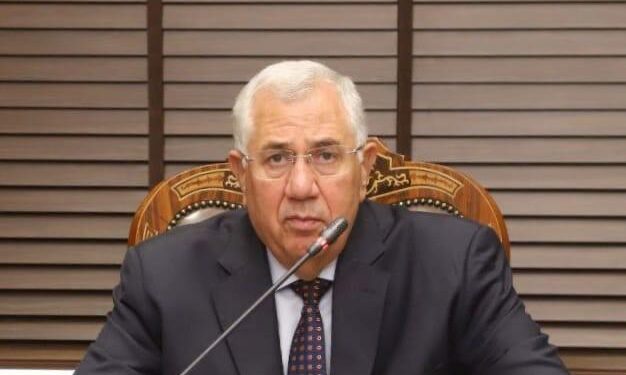 وزير الزراعة يبحث مع مسئولى شركة كرافت هاينز العالمية زيادة استثماراتها في مصر 1 وزير الزراعة يبحث مع مسئولى شركة كرافت هاينز العالمية زيادة استثماراتها في مصر