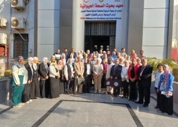 وفد الكوميسا يزور معهد بحوث صحة الحيوان