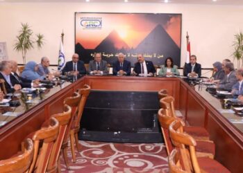 وزير الزراعة يترأس اجتماع لجنة التقاوى