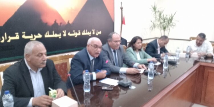 رئيس البحوث الزراعية يتابع تنفيذ مبادرة البحوث الزراعية لتفعيل المراكز الإرشادية في ٩ محافظات 1 البحوث الزراعية