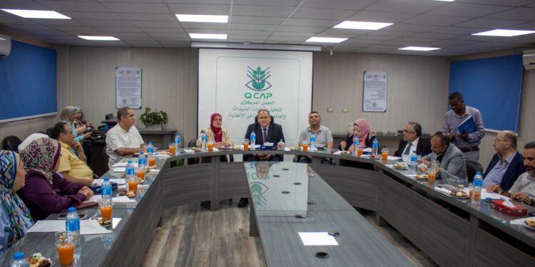 رئيس البحوث الزراعية يلتقي الباحثين بمعمل متبقيات المبيدات 1 متبقيات المبيدات