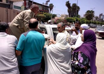 طرح كميات كبيرة من بيض المائدة