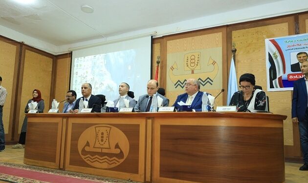 د. علاء عزوز يشارك في ندوة الحوار المجتمعي حول منظومة قش الأرز بكفر الشيخ 1 قش الأرز