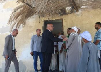 متابعة صرف الأسمدة بالجمعيات الزراعية بزراعة الفيوم