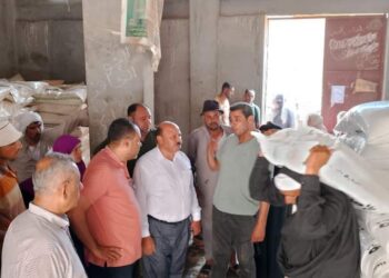 زراعة الدقهلية تتابع صرف الأسمدة بالجمعيات الزراعية