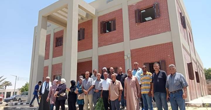 زراعة الإسماعيلية تنظم ندوة إرشادية عن محاصيل السمسم والزيتون والمانجو 1 ندوة إرشادية بقرية السلام بزراعة الإسماعيلية