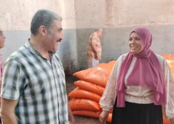 وكيل زراعة الغربية يتابع صرف الأسمدة بالجمعيات الزراعية