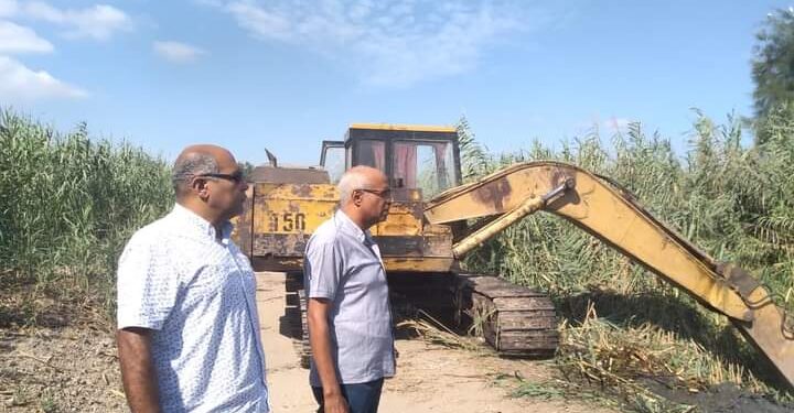 زراعة الإسكندرية تقوم بتطهير المصارف والمساقى إستعداداً لموسم الشتاء 1 زراعة الإسكندرية تقوم بتطهير المساقي والمصارف