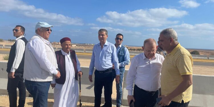 وزير الزراعة يصل إلى محافظة مطروح لتفقد عدد من المشروعات التنموية 1 وزير الزراعة