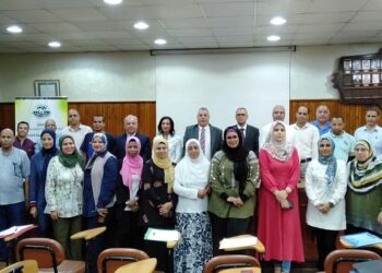 دورة تدريبية عن مكافحة أمراض القمح