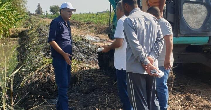 رئيس جهاز تحسين الأراضي يتابع جهود تطهير المساقى والمراوي بكفر الشيخ 1 تحسين الأراضي