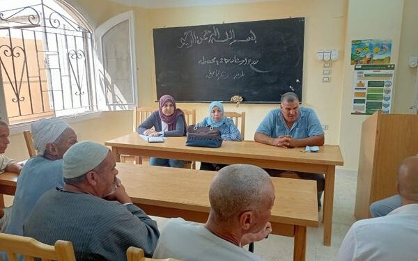 زراعة البحيرة تنظم 7 ندوات إرشادية عن محاصيل البنجر والذرة..وتطبيق المبيدات وتخزين الحبوب 1 زراعة البحيرة تنظم ندوة إرشادية عن تخزين الحبوب