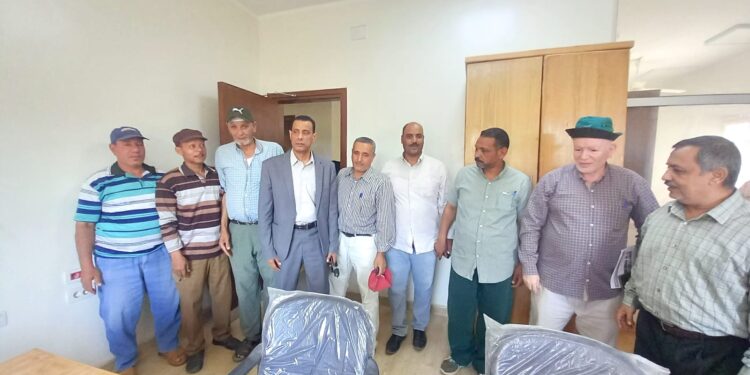 وكيل زراعة أسيوط يتفقد مجمع الخدمات الزراعية بقرية العونة 1 وكيل زراعة أسيوط يتفقد مجمع الخدمات الزراعية بقرية العونة