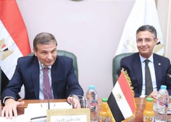 وزيرا الزراعة والتموين يبحثان ضبط أسعار بيض المائدة بالتعاون مع اتحاد منتجى الدواجن