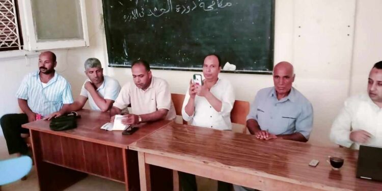 «زراعة البحيرة» تنظم ندوة إرشادية عن أخطار دودة الحشد على «العروة النيلى» 1 زراعة البحيرة