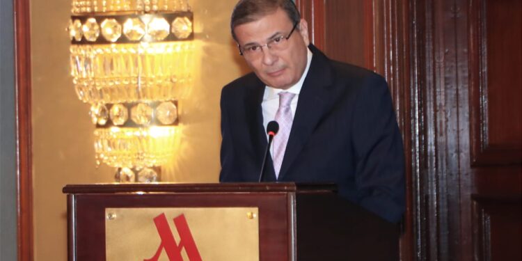 «فاروق»: الدولة تستهدف تحديث قطاع الزراعة ليصبح رائداً وأكثر مرونة لتحقيق الأمن الغذائي 1 تحديث قطاع الزراعة