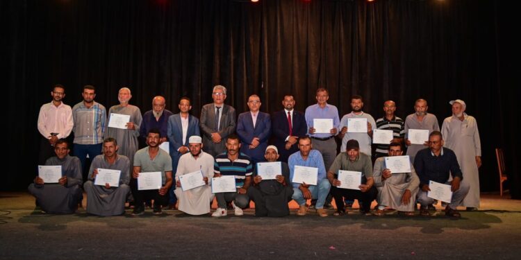 «زراعة الوادي الجديد»: تخرج 4 مدارس حقلية للنخيل بالداخلة..و 3 توصيات للمشاركين 1 زراعة الوادي الجديد
