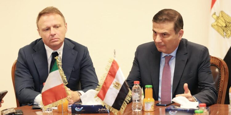 وزيرا الزراعة والتموين يبحثان مع وزير الزراعة الإيطالي التعاون في مجال تحقيق الأمن الغذائي 1 الزراعة