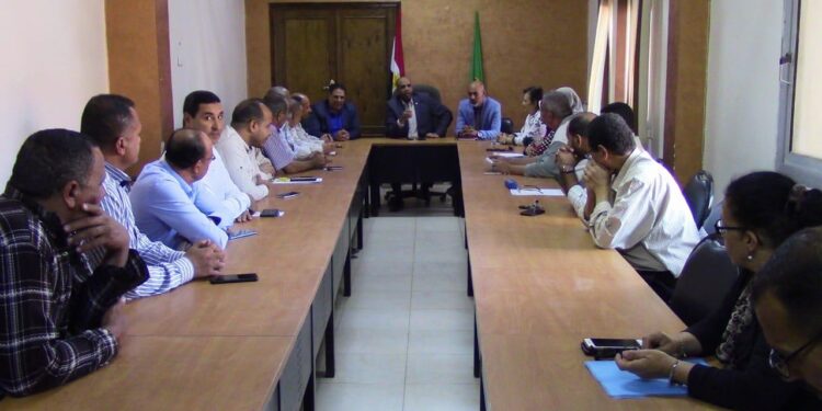 «رئيس شؤون المديريات»يتابع كارت الفلاح وضبط منظومة الاسمدة والاستعداد للموسم الشتوي بـ«زراعة الفيوم » 1 زراعة الفيوم