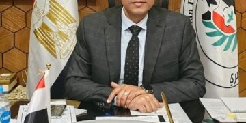 «الحجر الزراعي» ينجح في تخفيض قيمة رسوم حماية الملكية الفكرية لـ«الفراولة» للتصدير لدول الخليج العربي 2 الدكتور محمد المنسي رئيس الحجر الزراعي المصري