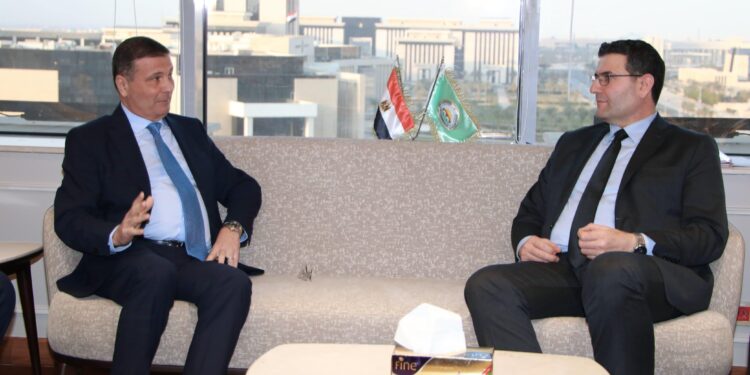 وزيرا الزراعة في مصر ولبنان يتابعان بحث ملفات التعاون المشترك بين البلدين الشقيقين 1 وزيرا الزراعة في مصر ولبنان يتابعان بحث ملفات التعاون المشترك بين البلدين الشقيقين