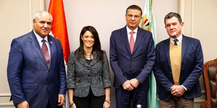 «الزراعة» و«الفاو »يوقعان بروتوكول تعاون لتنمية الثروة الحيوانية بتمويل من الوكالة الإيطالية للتنمية 1 برتوكول تنمية الثروة الحيوانية