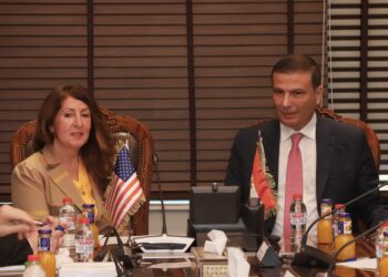 وزير الزراعة يبحث مع سفيرة أمريكا بالقاهرة العلاقات الزراعية الثنائية بين البلدين