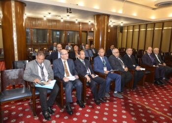 رئيس قطاع الثروة الحيوانية يستعرض خطة التوسع في زراعة الذرة الصفراء وفول الصويا