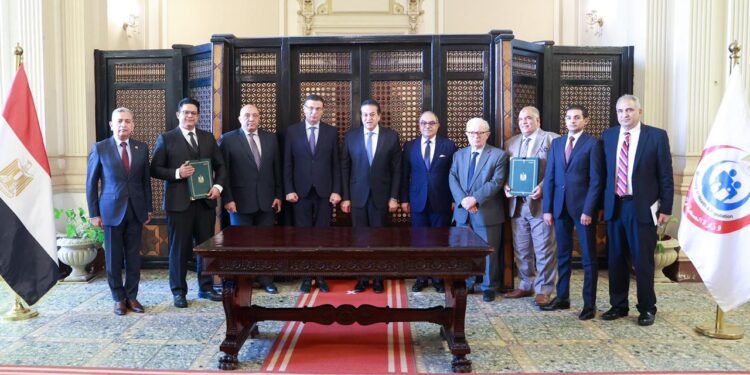 وزيرا «الزراعة» و «الصحة» يشهدان توقيع بروتوكول لنقل تكنولوجيا اللقاحات البيطرية 1 توطين صناعة اللقاحات البيطرية