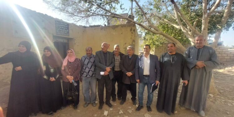 «زراعة أسيوط» تعقد ندوة إرشادية عن محصول القمح ونبات «الأزولا» 1 زراعة أسيوط