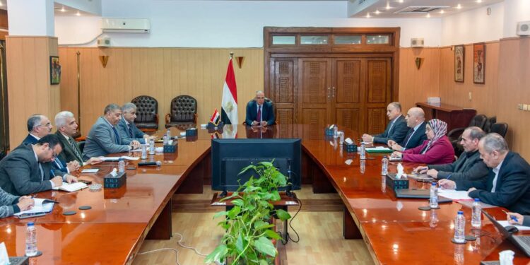 وزير الري يتابع موقف تحصيل مستحقات الوزارة المالية خلال النصف الأول من العام المالي ٢٠٢٤ / ٢٠٢٥ 1 وزير الري