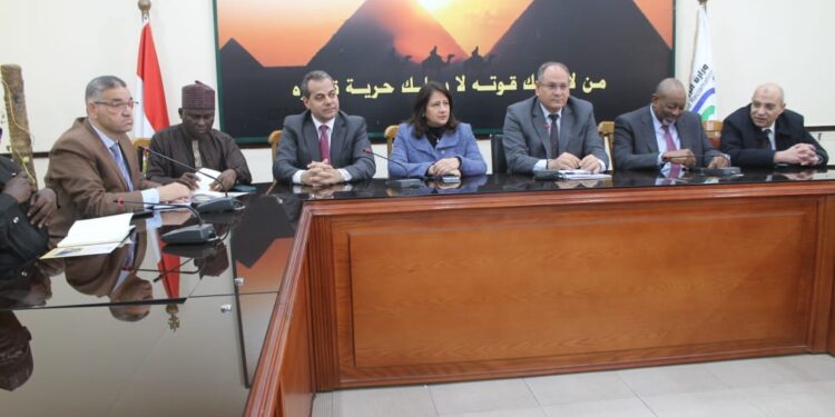 زيارة تففدية لوزير الزراعة النيجيري لمركز البحوث الزراعية لبحث سبل التعاون بين الجانبين 1 زيارة تففدية لوزير الزراعة النيجيري لمركز البحوث الزراعية لبحث سبل التعاون بين الجانبين