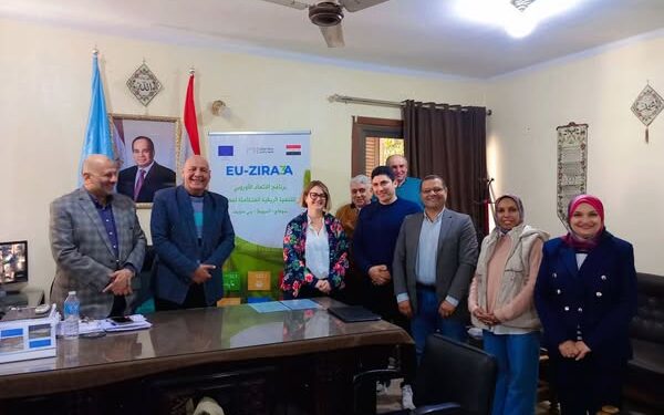 تعاون «مصري - أوروبي - ياباني» لتطوير الزراعات العضوية والموجهة بــ«زراعة أسيوط» 1 زراعة أسيوط